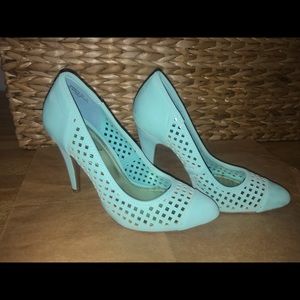 Aqua/mint heels